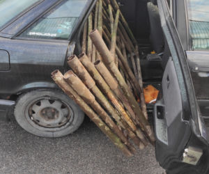 Przewoził rusztowanie swoim Audi