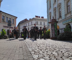 Wręczenie nominacji generalskiej płk. Zdzisławowi Baszakowi w Tarnowie