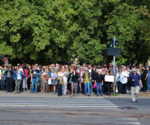 Wielki protest w Toruniu. Mieszkańcy mówią #stopBETONOZIE