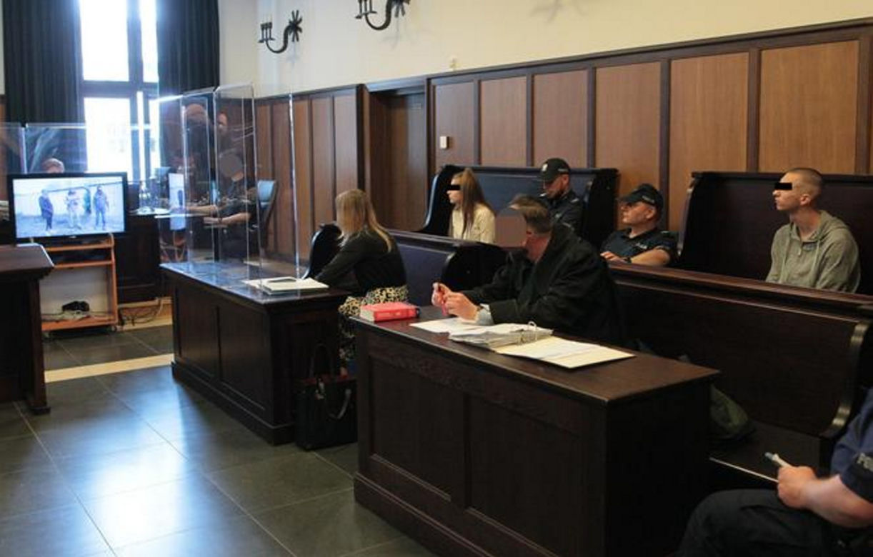 Wstrząsający mord w Konstancinie. 16-letnia Kornelia zginęła z rąk przyjaciółki i jej chłopaka