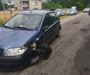Łódzkie: Pojechał po chleb, spowodował kolizję. WYDMUCHAŁ 4 PROMILE!