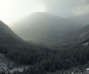 Śnieg w Tatrach. Trudne warunki na szlakach