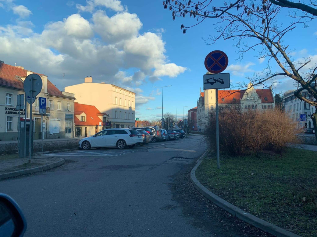 Parkingi