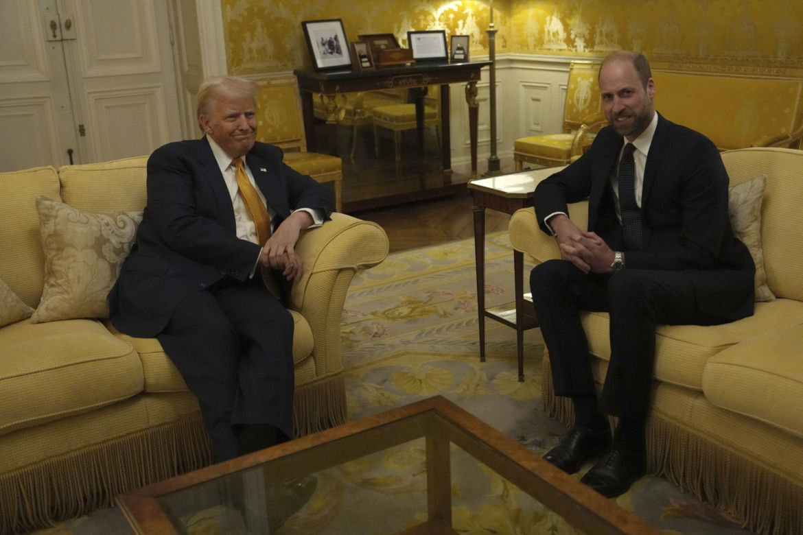 Książę Harry wściekł się na widok tych zdjęć?! William w komitywie z Trumpem!