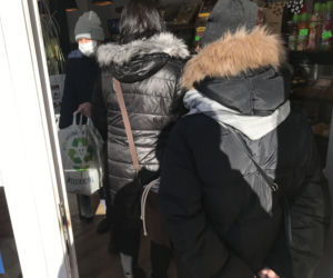 Kolejki przed cukierniami w Kraśniku w Tłusty Czwartek