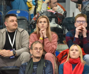 Halowe mistrzostwa Polski w Kujawsko-Pomorskiej Arenie Toruń. Zdjęcia kibiców i zawodników