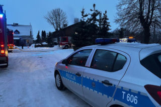 Rzucił się w ogień, by ratować życie. Bohaterska akcja dzielnicowego