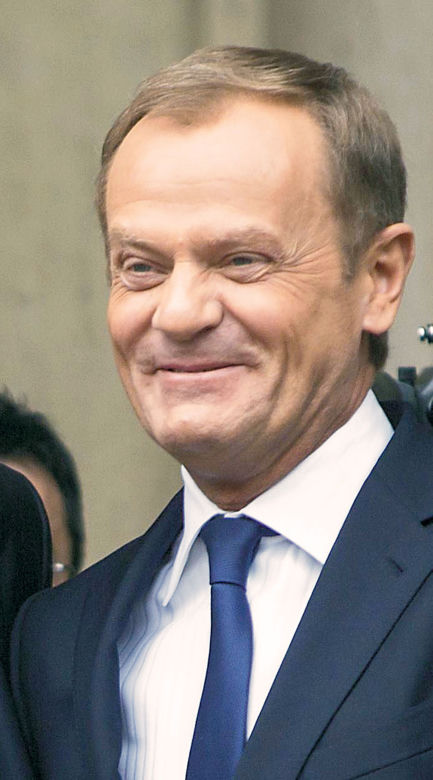 Podwyżki dla ludzi premiera Ochłapy dla emerytów