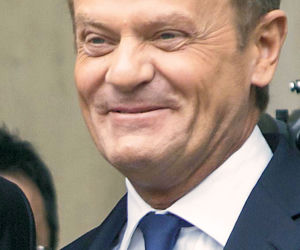 Podwyżki dla ludzi premiera Ochłapy dla emerytów