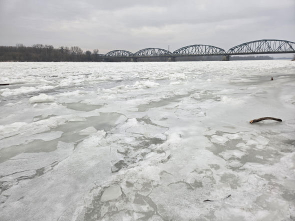 Groźne wzrosty poziomu rzek w Polsce. IMGW pilnie rozszerza mapę ostrzeżeń