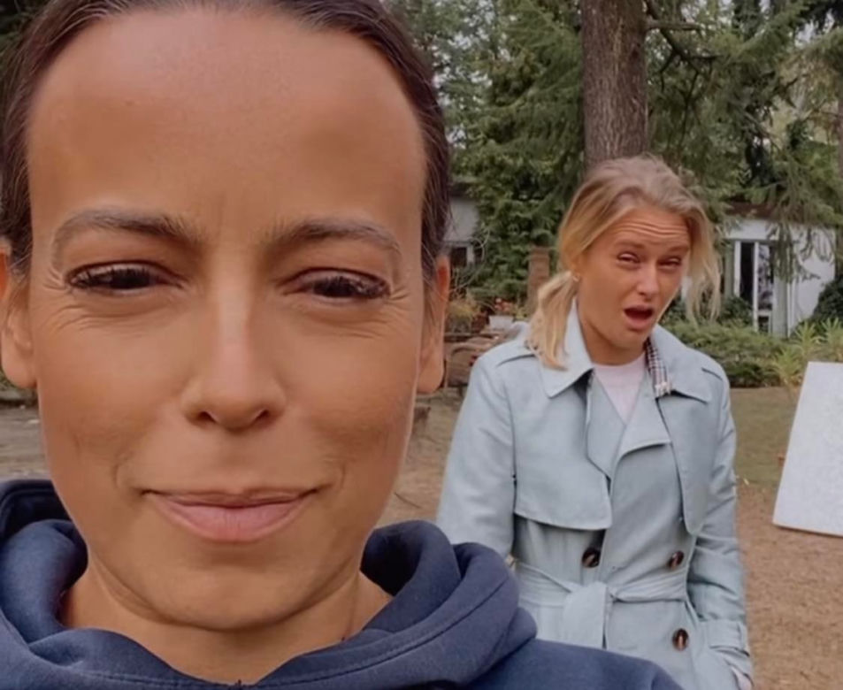M jak miłość na planie 1705 odcinka. Julia (Marta Chodorowska), Magda (Anna Mucha)