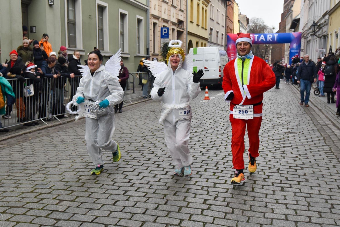 XXII Festiwal Biegów Świętych Mikołajów w Toruniu