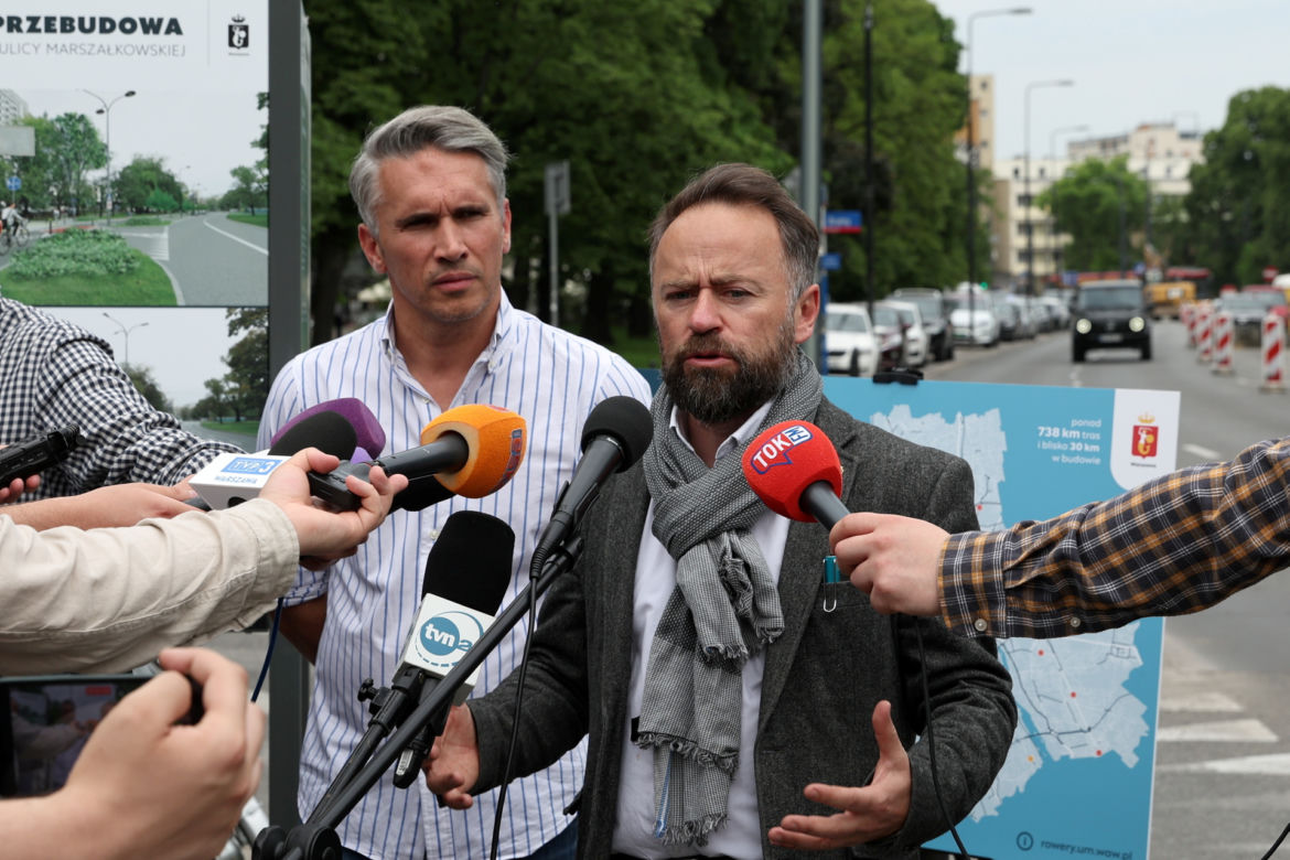 Urzędnicy chcą budować drogi dla rowerów. Przedstawili plany dla Warszawy