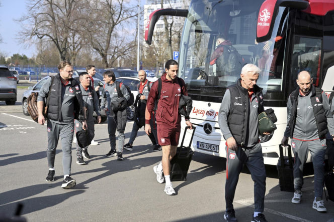 Polscy piłkarze polecieli na finał baraży ze Szwecją