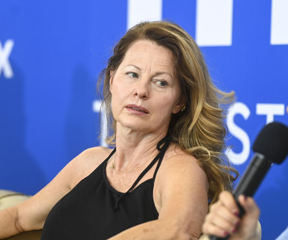 Aktorka Ewa Skibińska podczas wywiadu. O jej walce z chorobą alkoholową przeczytasz na SE.