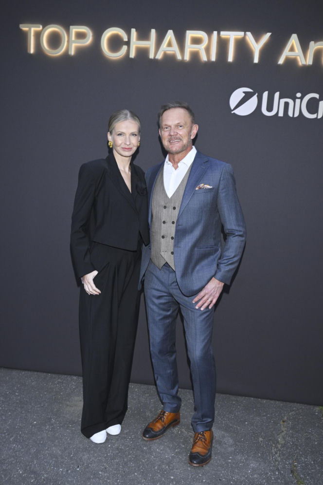 TOP CHARITY ART 2026