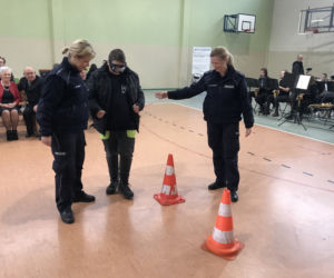 Malutki Wiktorek cierpni straszną chorobą. Ten gest policjantek chwyta za serce [ZDJĘCIA]