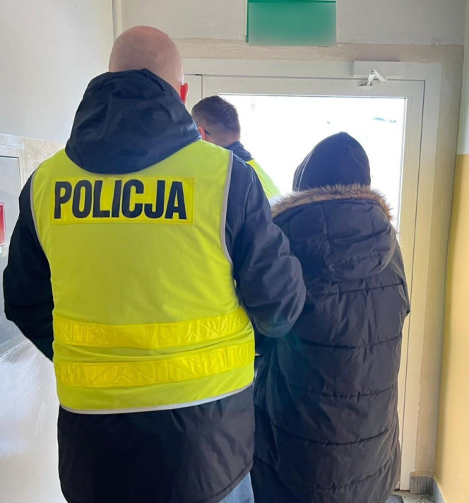 Okradali domy w Małopolsce, gdy mieszkańcy byli w środku. Para złodziei w rękach policji