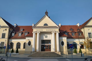 W toalecie znaleziono ciało. Tragiczne odkrycie na dworcu pod Warszawą