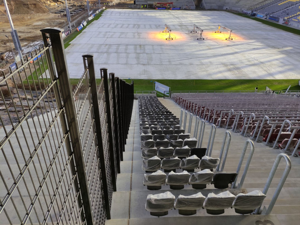 Stadion Pogoni Szczecin czeka na przyjęcie kibiców