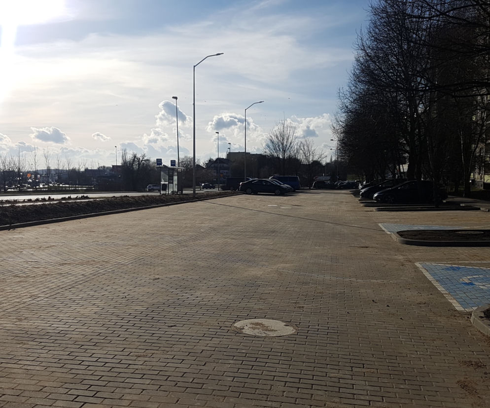 Parking przy ul. Janiszewskiego