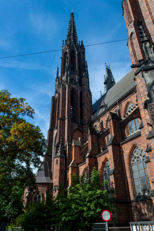 KOŚCIÓŁ ŚW MICHAŁA ARCHANIOŁA WE WROCŁAWIU APOSTAZJA