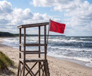 Sinice Łazy. Czy w Łazach można się kąpać 22.07? Flaga, warunki pogodowe