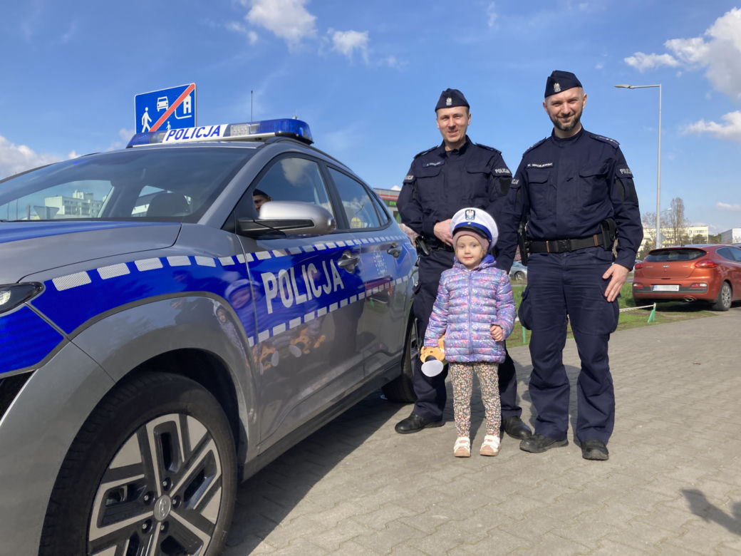 5-letnia Zuzia z Torunia długo walczyła z chorobą. Wspaniały gest policjantów