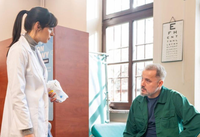 "Pierwsza miłość": Zraniony Bartek jest w katastrofalnym stanie