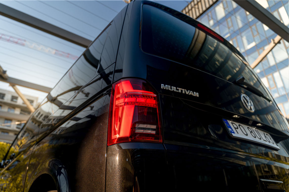 Volkswagen Multivan T6.1 Highline 2.0 TDI 204 KM DSG7 4MOTION