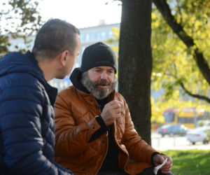 Rozmowa z bezdomnym