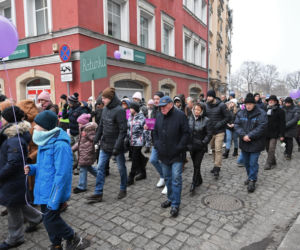 Marsz Ciszy przeszedł ulicami Jeleniej Góry