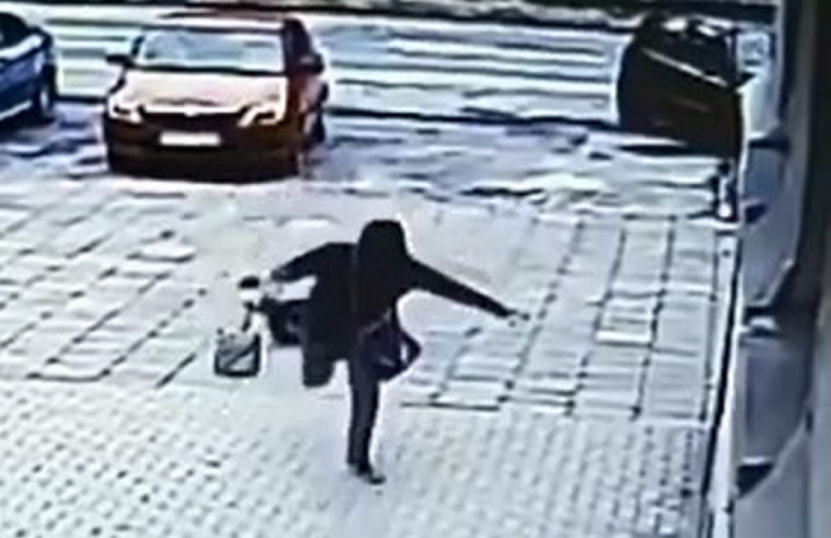 Brutalny atak rabunkowy w Nowej Hucie