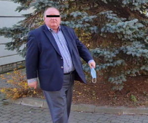 Dyrektor szkoły groził uczniowi nożem