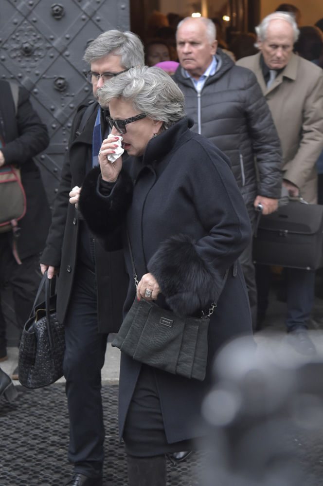 Krystyna Janda na pogrzebie Wajdy