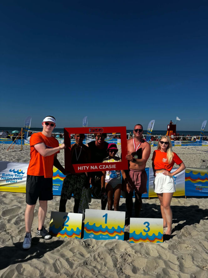 Słoneczna Łeba zdobyta! Baltic Tour Medicover Sport napędza wakacyjną energię polskiego wybrzeża!