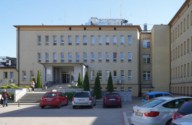 Królewska uczta na porodówce