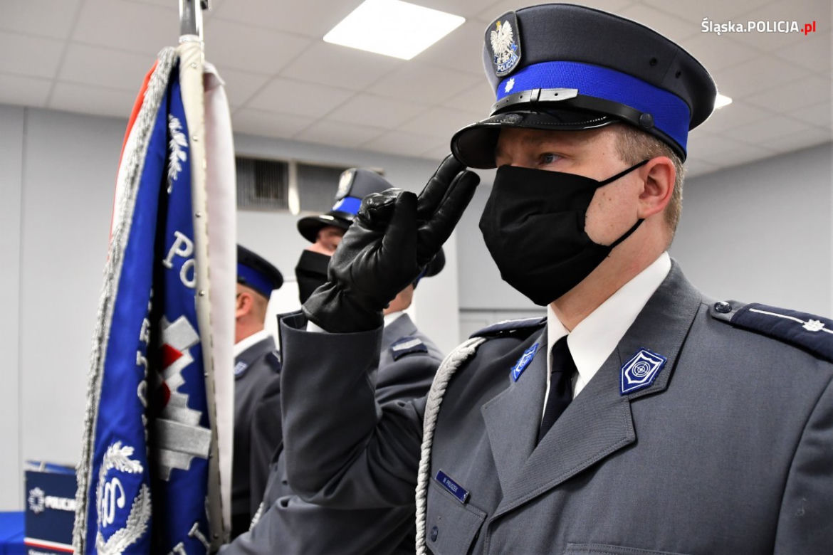  Śliczne policjantki zasiliły szeregi śląskiej policji. Ślubowanie mają za sobą [ZDJĘCIA]