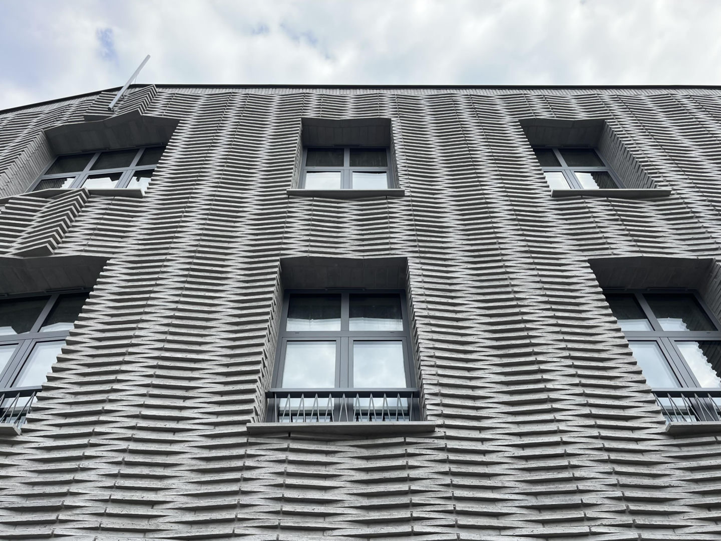 Fabryka koronek i trykotaży na Dąbrowskiego 16 w Krakowie