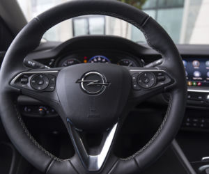 Opel Insignia 2.0D 174 KM FWD 6MT Elegance