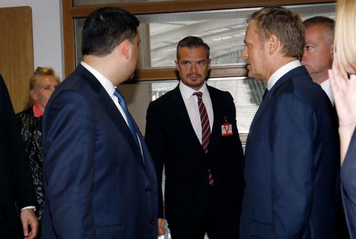 Ukrainiec Nowak zarabia więcej niż premier