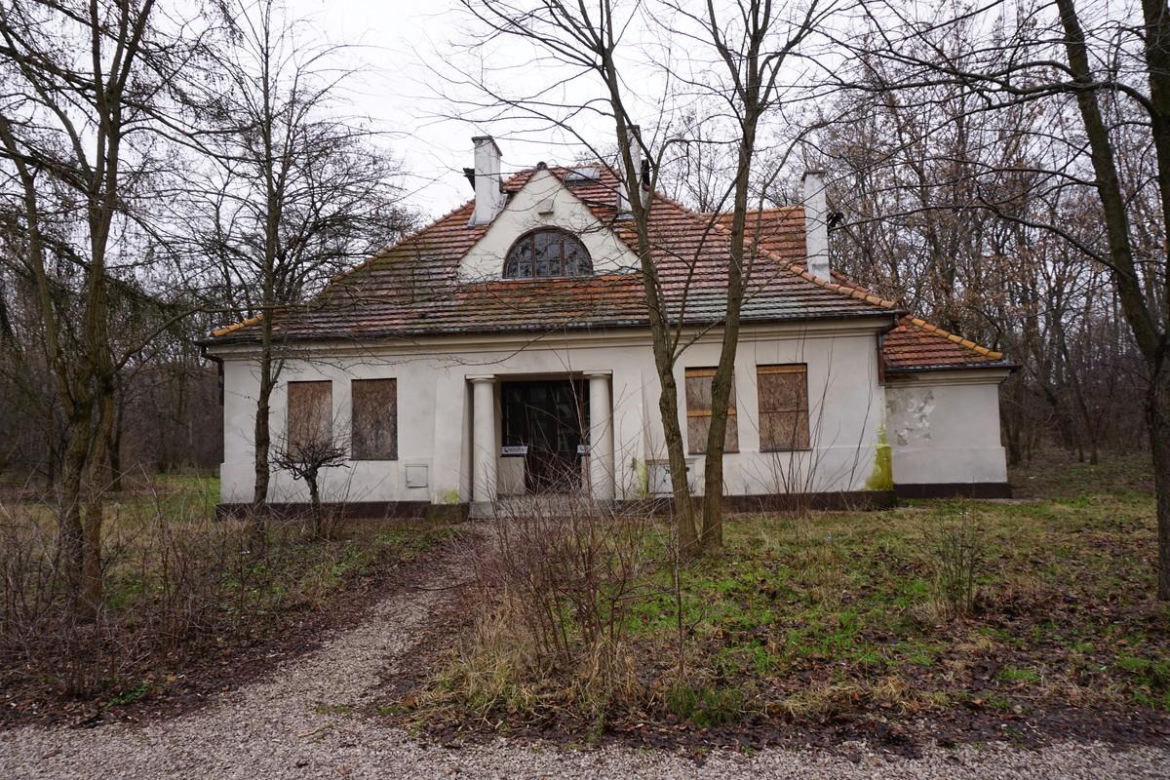 Zabudowa dawnej Wytwórni Amunicji Nr 1 przy ul. J. Waldorffa w Warszawie w 2021 roku 
