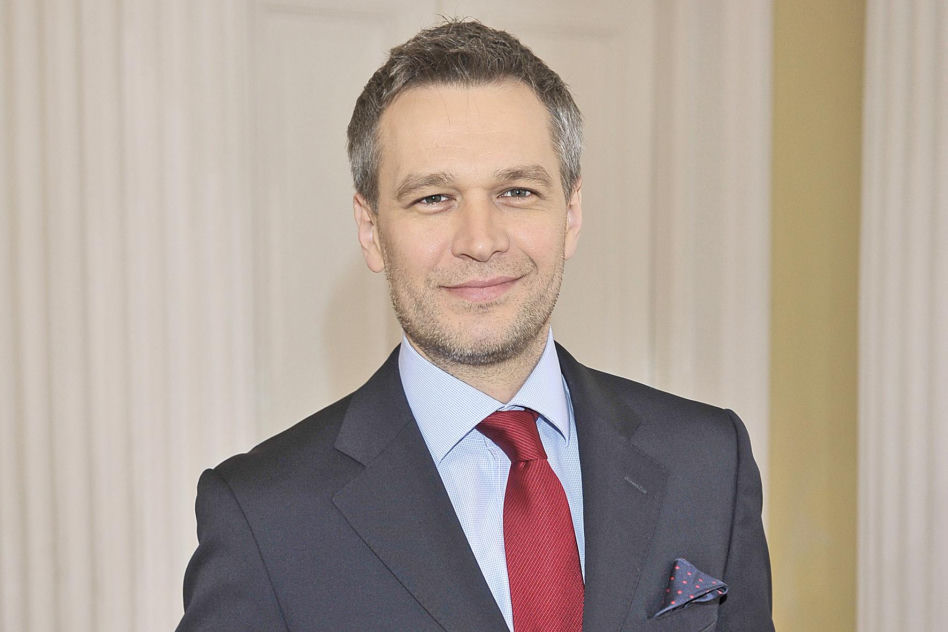 Od Wiedźmina do jednego z najpopularniejszych aktorów. Tak zmieniał się Michał Żebrowski