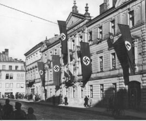 Naziści w Tarnowie. Tak na zdjęciach wyglądała okupacja miasta 