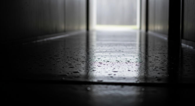 Tragedia w Oświęcimiu. Co wydarzyło się za zamkniętymi drzwiami mieszkania?