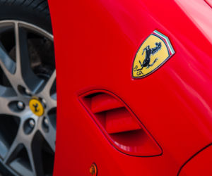 Ferrari California 4.3 490 KM 7AT