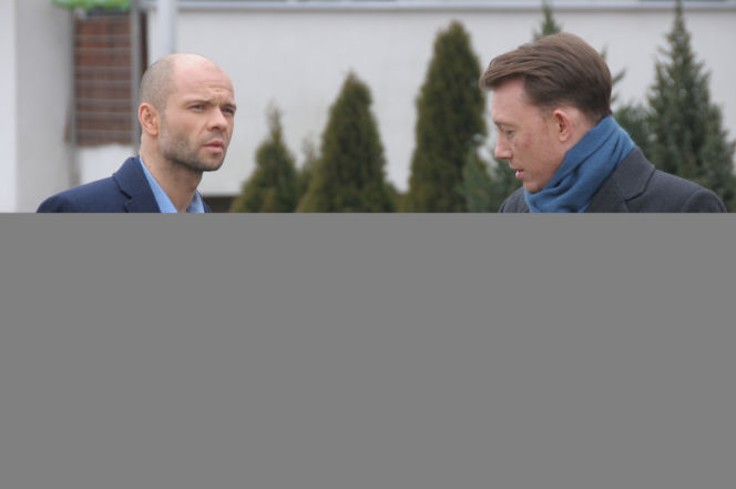 Pierwsza miłość. Bruno Stolarczyk (Bartosz Picher), Igor Kaczmarczyk (Rafał Mohr)