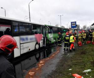  Miejsce zderzenia dwóch autobusów na ul. Gdańskiej w Szczecinie