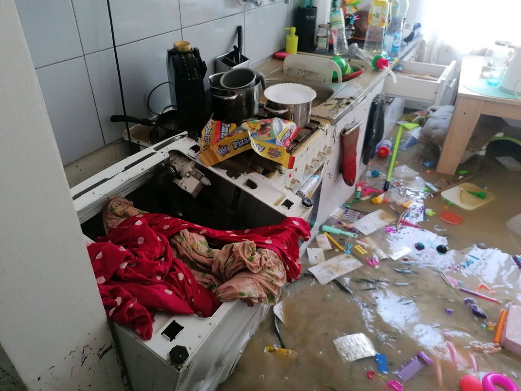 Kańczuga: mama w 7. miesiącu ciąży została bez dachu nad głową
