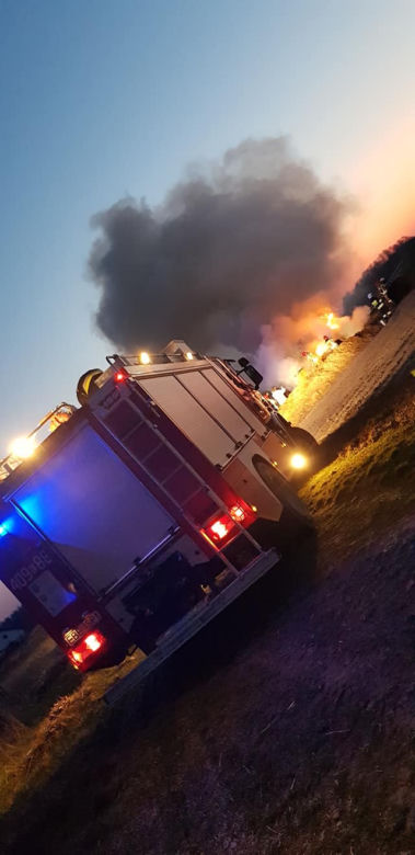 Strażacy z OSP Łobudzice walczyli z dwoma pożarami